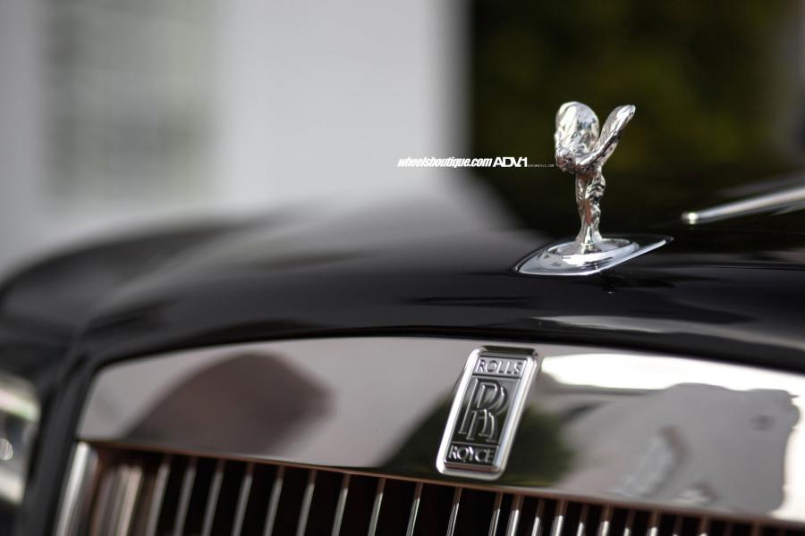 Детали экстерьера Rolls-Royce Ghost on ADV.1 Wheels (ADV08MV1SL) 2015 года  (фото 9 из 17)